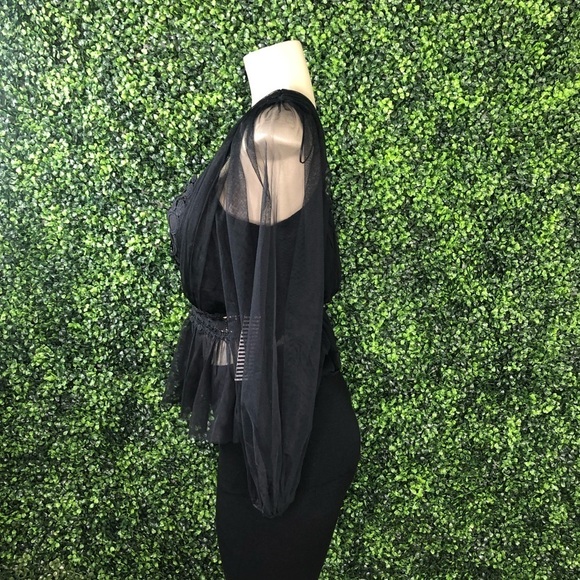 Sheer lace little black top - Picture 2 of 4